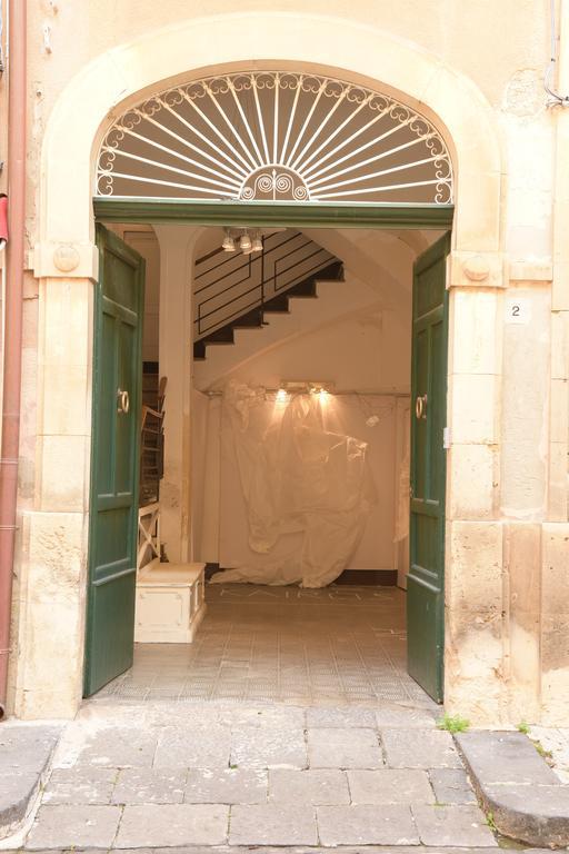 B&B Novecento Siciliano Noto Exterior foto